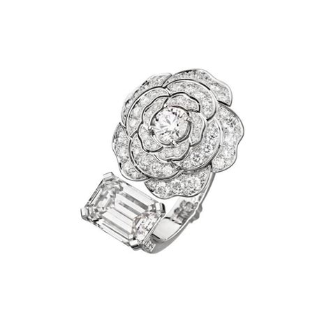 chanel contraste blanc ring cost